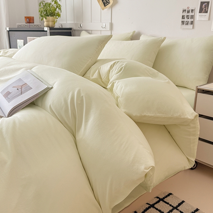 91家纺网 家纺一手货源 找家纺 汣沐生活 2025新款化纤纯色四件套系列 芝士布丁