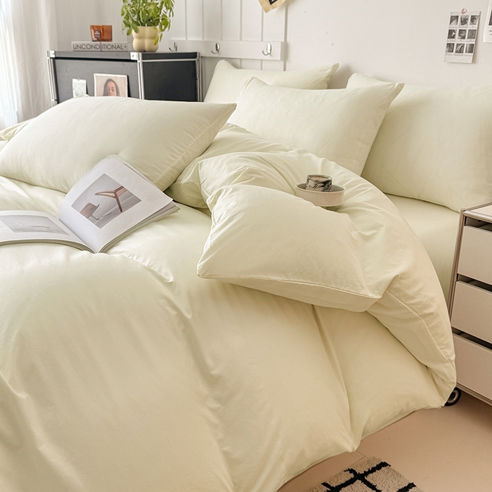 91家纺网 家纺一手货源 找家纺 汣沐生活 2025新款化纤纯色四件套系列 芝士布丁