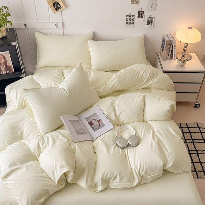 91家纺网 家纺一手货源 找家纺 汣沐生活 2025新款化纤纯色四件套系列 芝士布丁