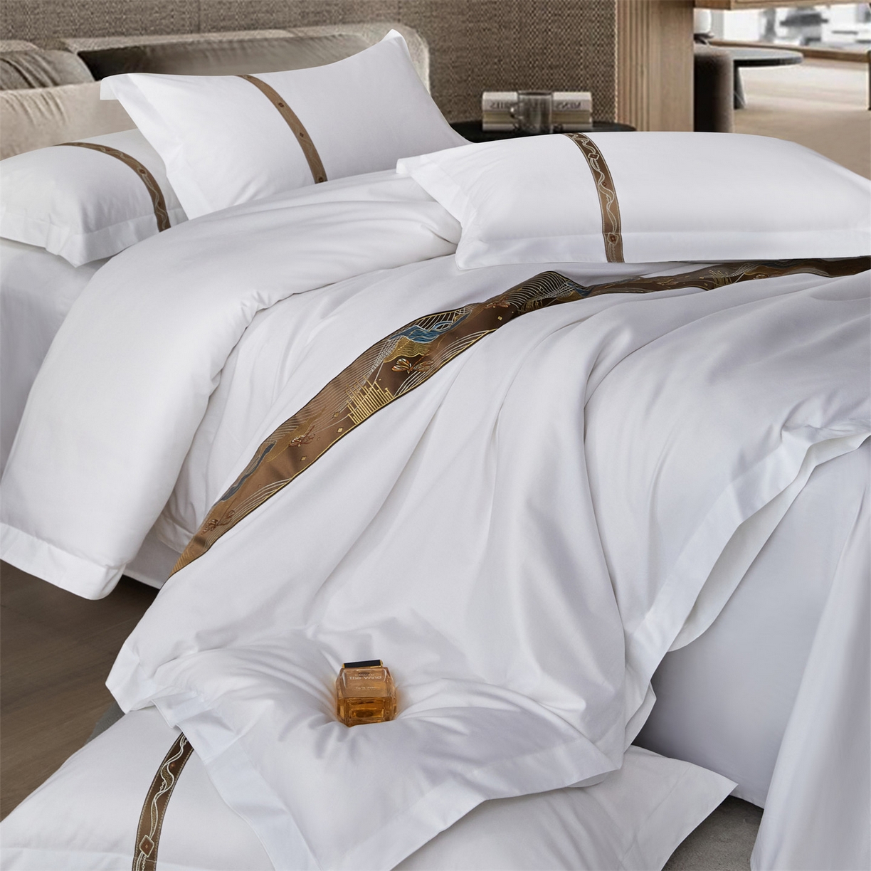 91家纺网 家纺一手货源 找家纺 罗菲尼酒店用品 2025新款高仿棉织带款酒店宾馆四件套 夏日  咖