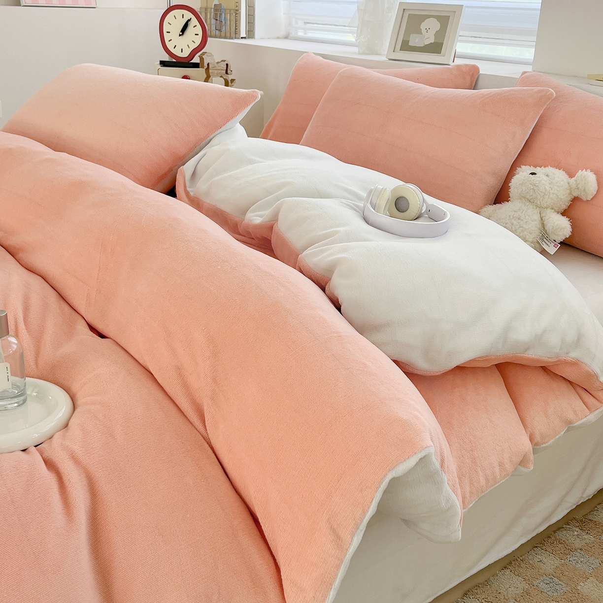 91家纺网 家纺一手货源 找家纺 汣沐生活 2025新款牛奶绒双拼四件套系列 橘调芋泥