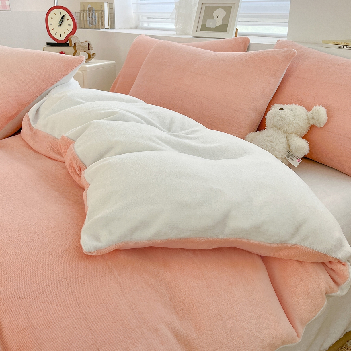 91家纺网 家纺一手货源 找家纺 汣沐生活 2025新款牛奶绒双拼四件套系列 橘调芋泥