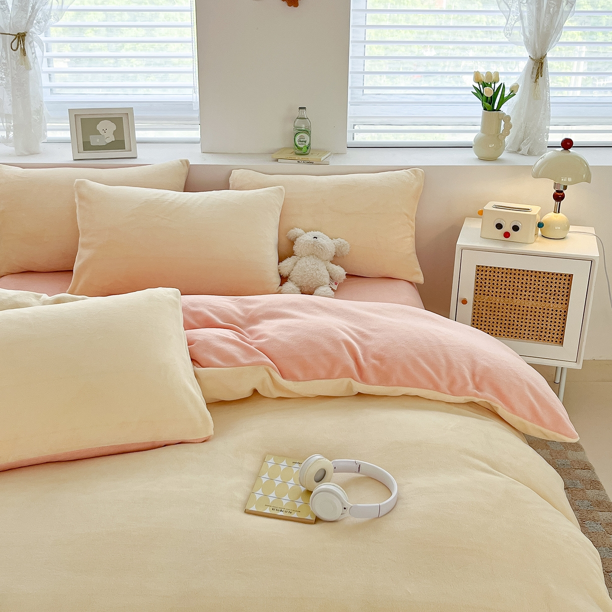 91家纺网 家纺一手货源 找家纺 汣沐生活 2025新款牛奶绒双拼四件套系列 蜜桃奶油