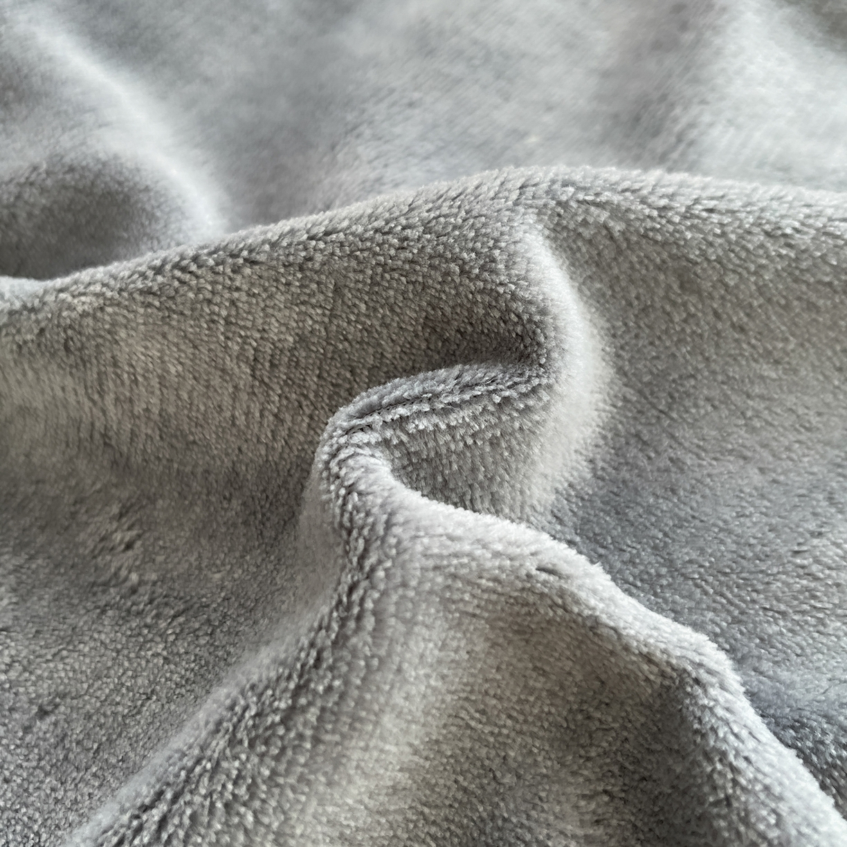 91家纺网 家纺一手货源 找家纺 汣沐生活 2025新款牛奶绒双拼四件套系列 暖雾眠期