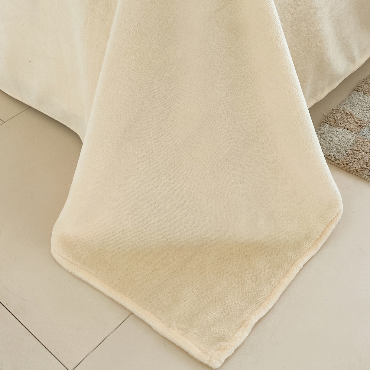 91家纺网 家纺一手货源 找家纺 汣沐生活 2025新款牛奶绒双拼四件套系列 暖雾眠期