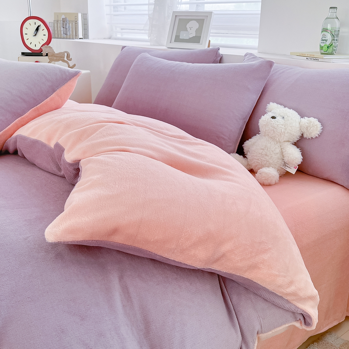 91家纺网 家纺一手货源 找家纺 汣沐生活 2025新款牛奶绒双拼四件套系列 紫莓甜梦