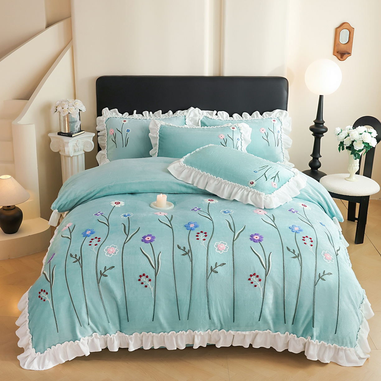 91家纺网 家纺一手货源 找家纺 （总）孟鑫家纺 2025新款230克高克重韩版毛巾绣牛奶绣花四件套床单床盖款被套-花香四溢