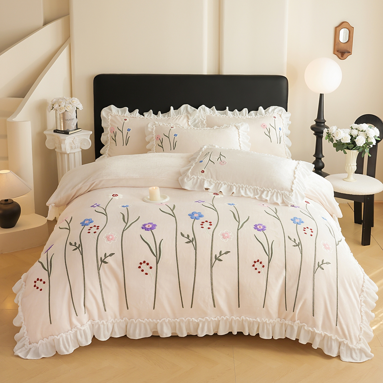 91家纺网 家纺一手货源 找家纺 （总）孟鑫家纺 2025新款230克高克重韩版毛巾绣牛奶绣花四件套床单床盖款被套-花香四溢