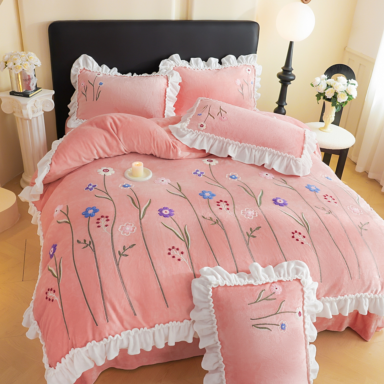 91家纺网 家纺一手货源 找家纺 孟鑫家纺 2025新款230克高克重韩版毛巾绣牛奶绣花四件套床单床盖款被套-花香四溢 花香四溢-豆沙