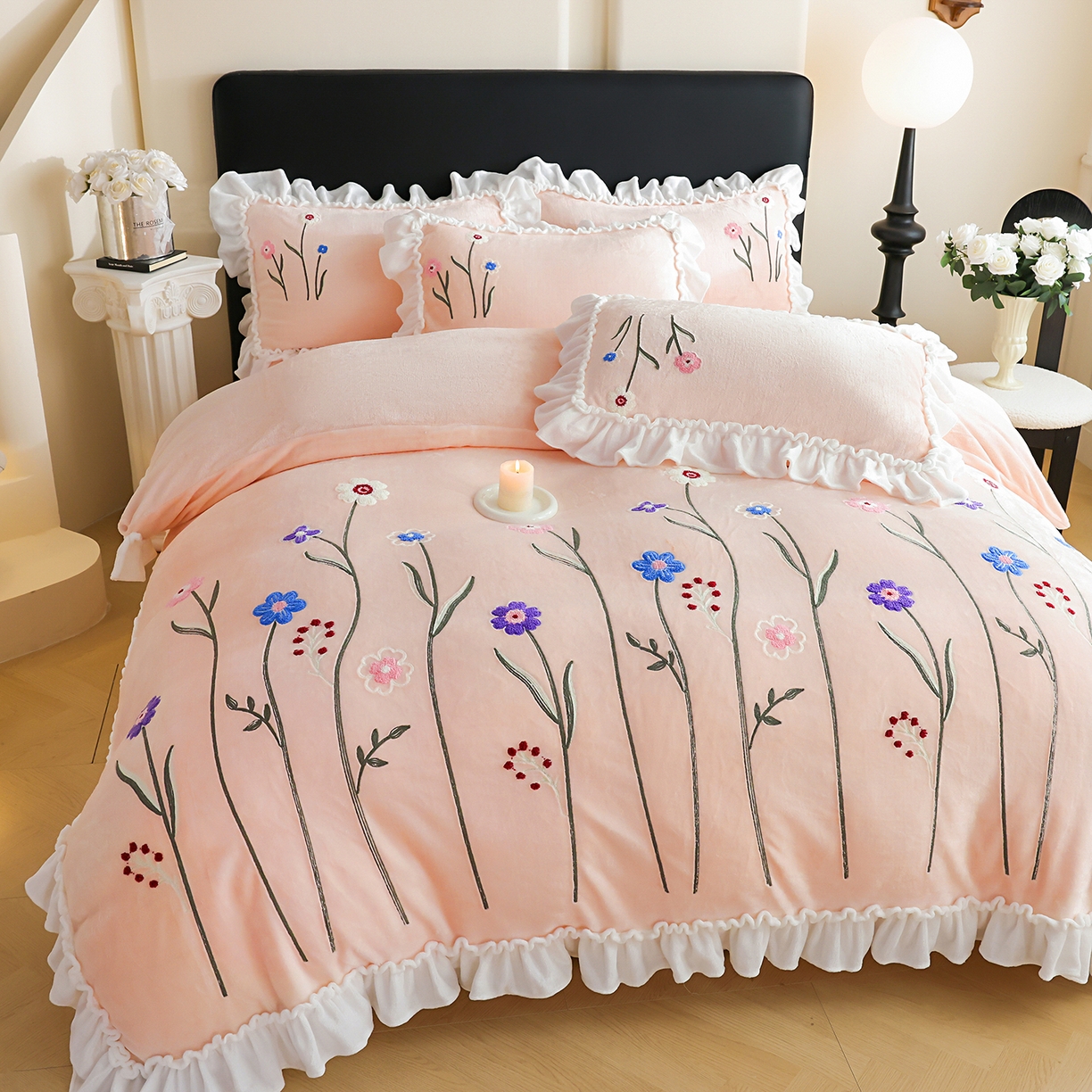 91家纺网 家纺一手货源 找家纺 孟鑫家纺 2025新款230克高克重韩版毛巾绣牛奶绣花四件套床单床盖款被套-花香四溢 花香四溢-粉玉