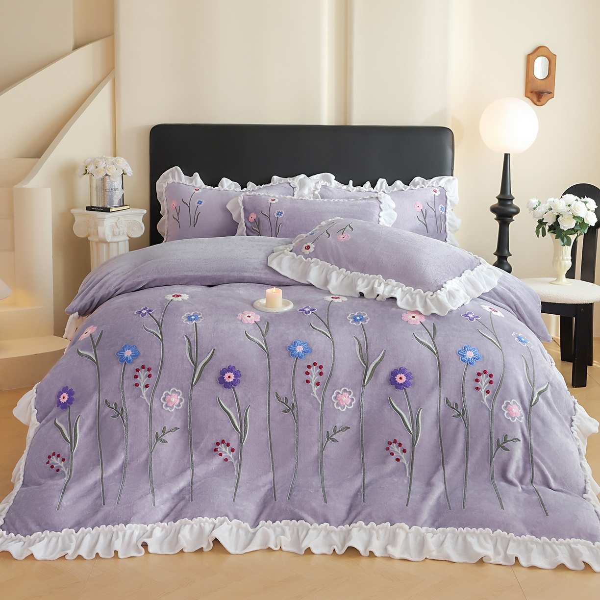 91家纺网 家纺一手货源 找家纺 孟鑫家纺 2025新款230克高克重韩版毛巾绣牛奶绣花四件套床单床盖款被套-花香四溢 花香四溢-灰紫