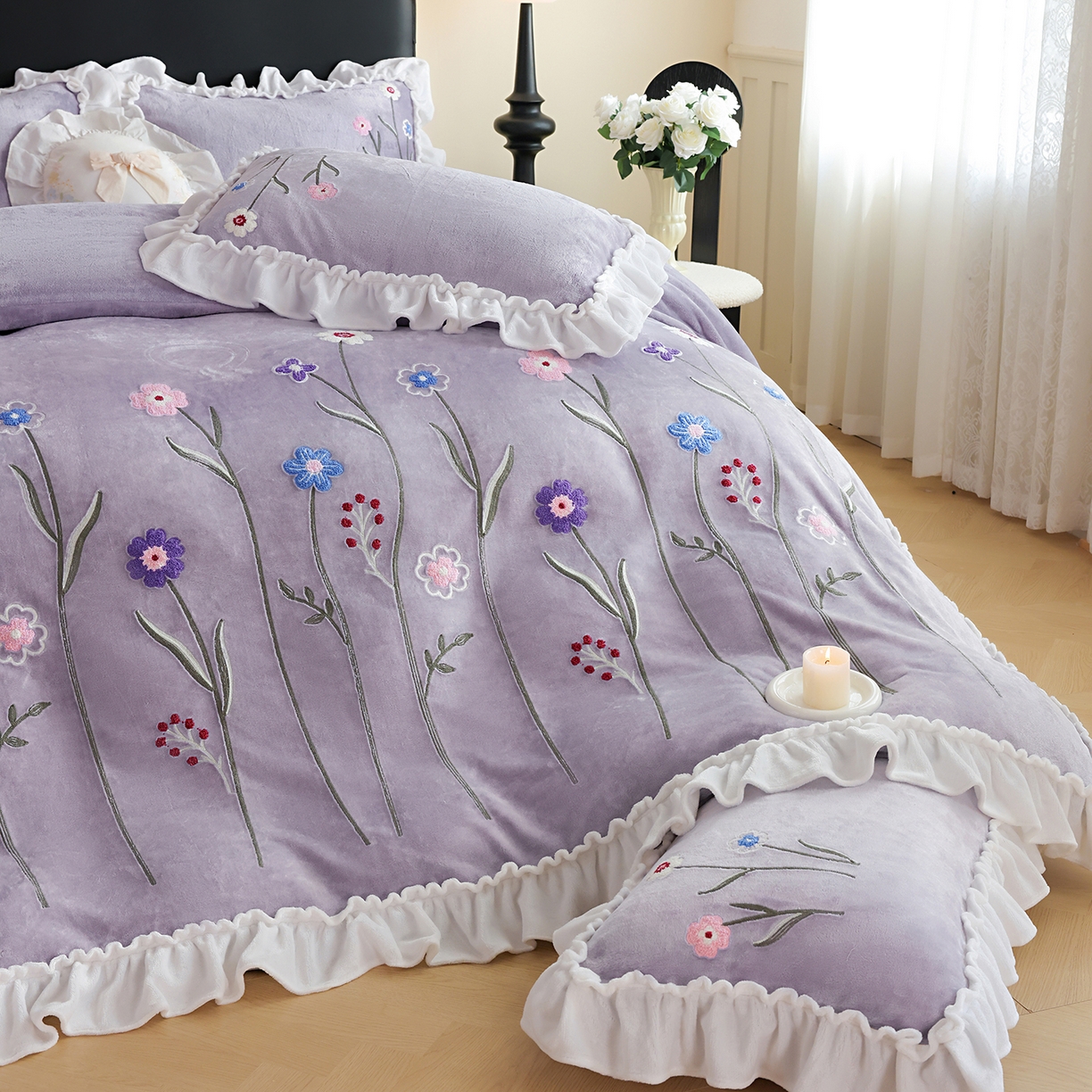 91家纺网 家纺一手货源 找家纺 孟鑫家纺 2025新款230克高克重韩版毛巾绣牛奶绣花四件套床单床盖款被套-花香四溢 花香四溢-灰紫