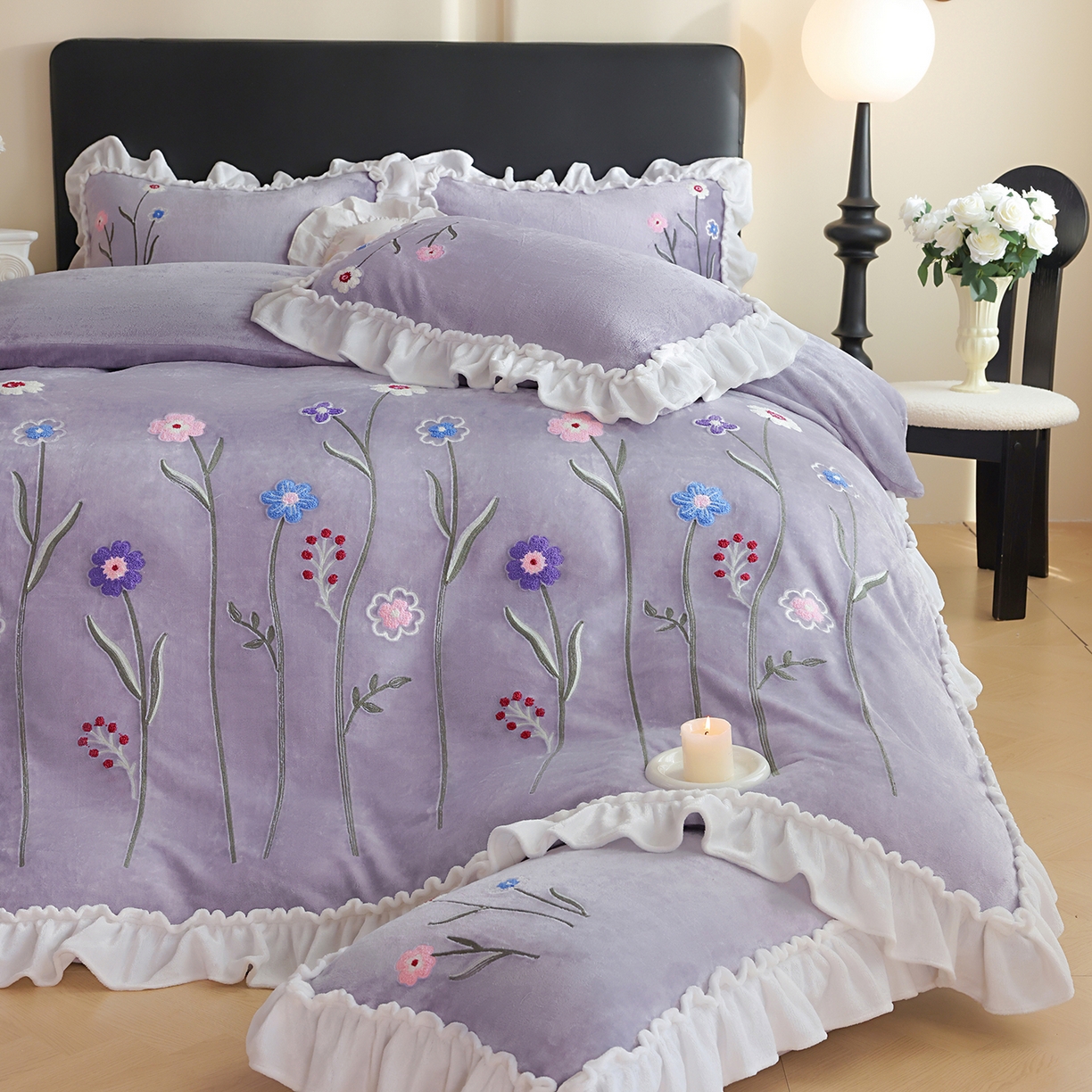 91家纺网 家纺一手货源 找家纺 孟鑫家纺 2025新款230克高克重韩版毛巾绣牛奶绣花四件套床单床盖款被套-花香四溢 花香四溢-灰紫