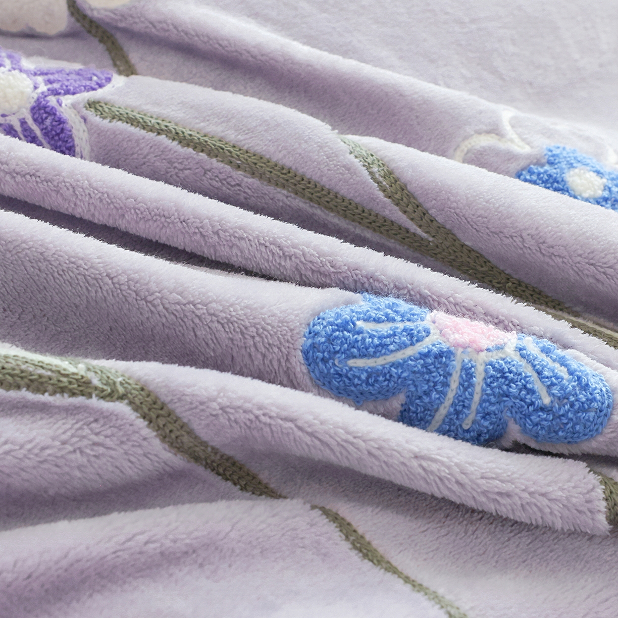 91家纺网 家纺一手货源 找家纺 孟鑫家纺 2025新款230克高克重韩版毛巾绣牛奶绣花四件套床单床盖款被套-花香四溢 花香四溢-灰紫