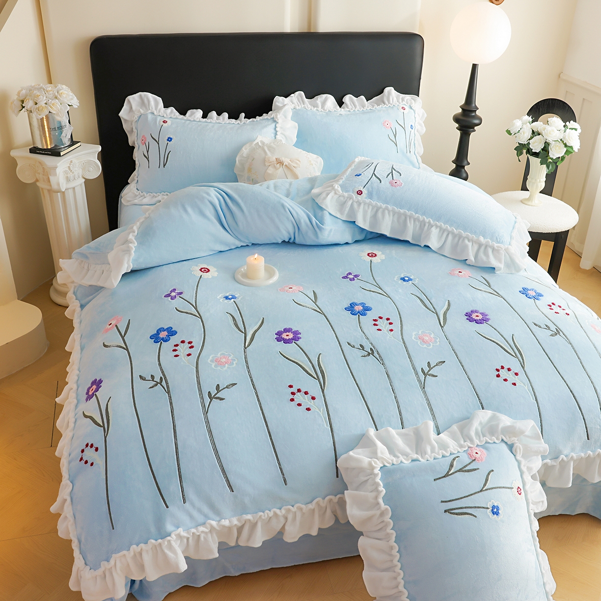 91家纺网 家纺一手货源 找家纺 孟鑫家纺 2025新款230克高克重韩版毛巾绣牛奶绣花四件套床单床盖款被套-花香四溢 花香四溢-天兰