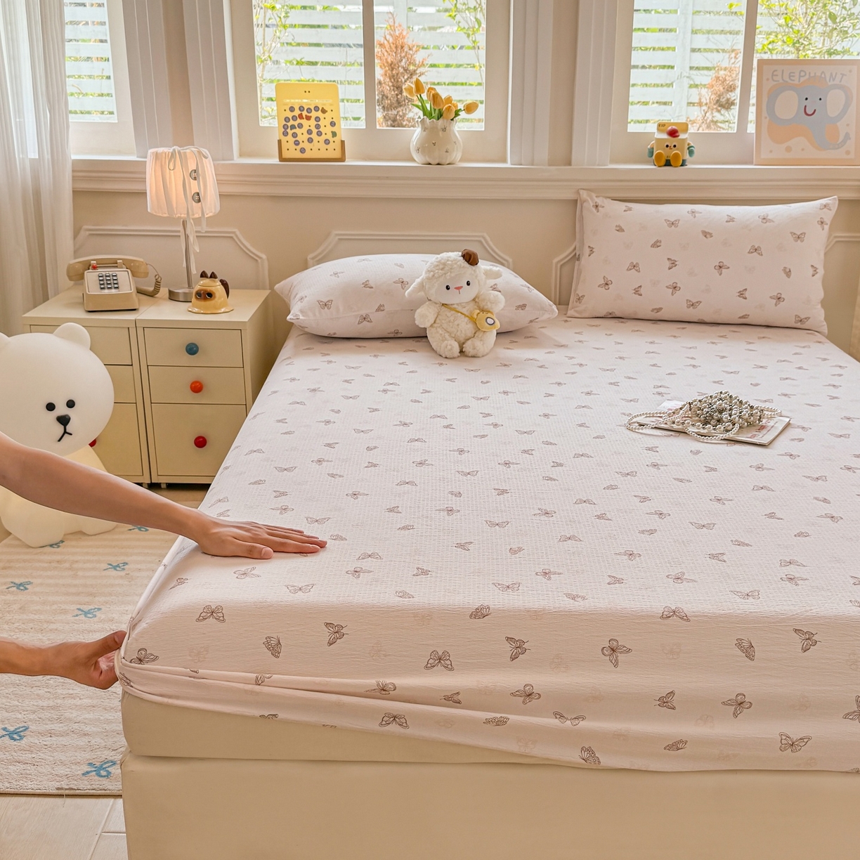 91家纺网 家纺一手货源 找家纺 汣沐生活 2025新款A类木棉双层纱印花床笠 琉璃蝶舞