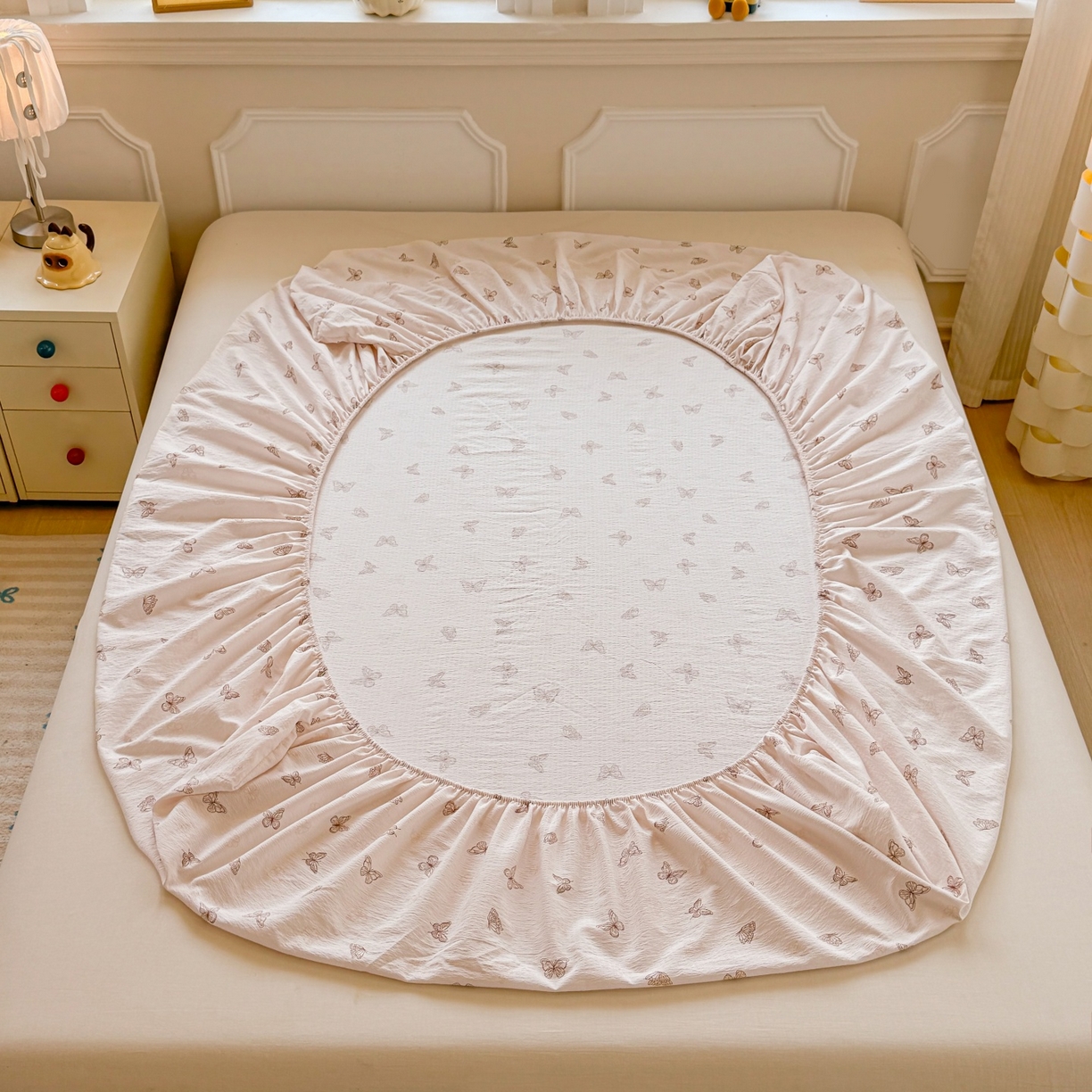 91家纺网 家纺一手货源 找家纺 汣沐生活 2025新款A类木棉双层纱印花床笠 琉璃蝶舞