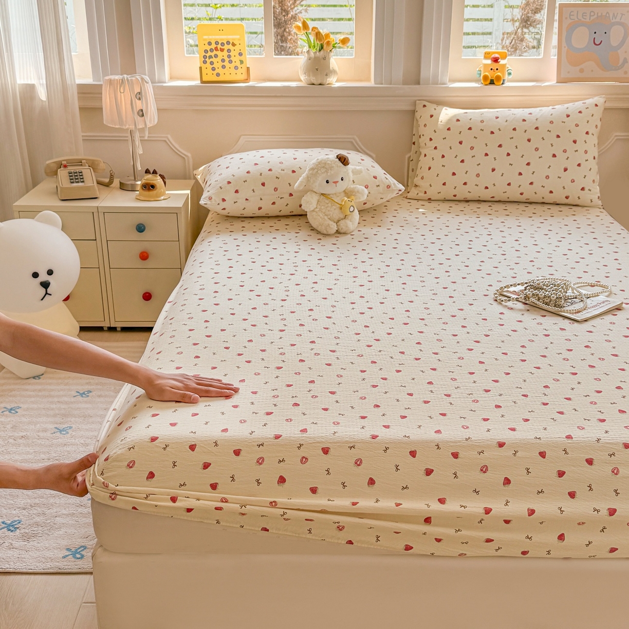 91家纺网 家纺一手货源 找家纺 汣沐生活 2025新款A类木棉双层纱印花床笠 草莓甜心派