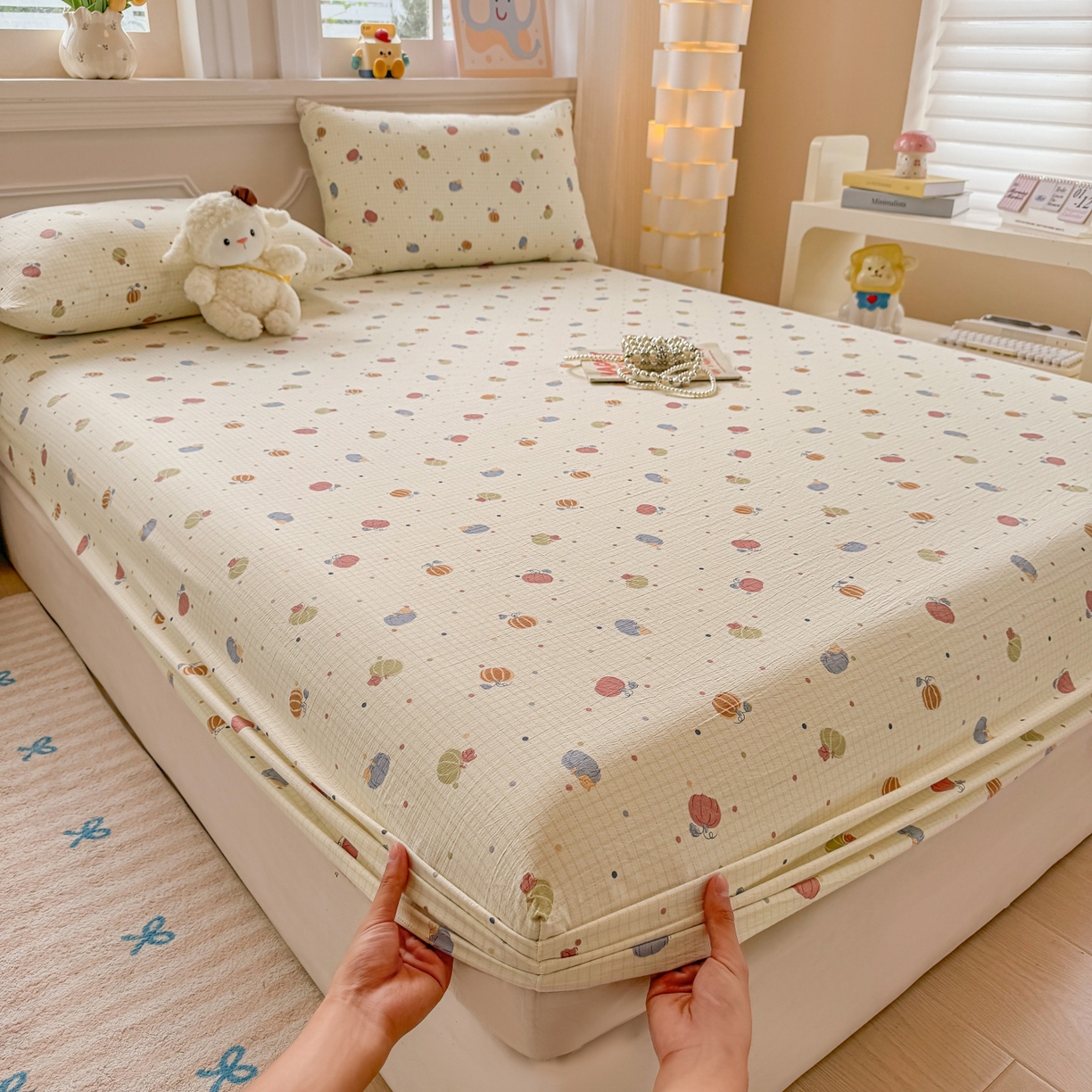 91家纺网 家纺一手货源 找家纺 汣沐生活 2025新款A类木棉双层纱印花床笠 南瓜田园记