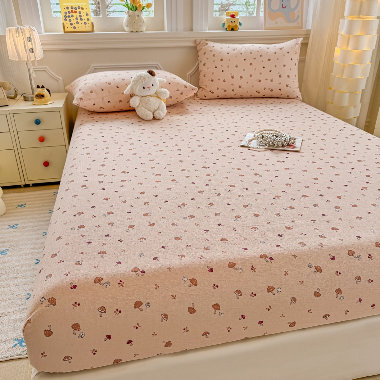 91家纺网 家纺一手货源 找家纺 汣沐生活 2025新款A类木棉双层纱印花床笠 焦糖奶蘑