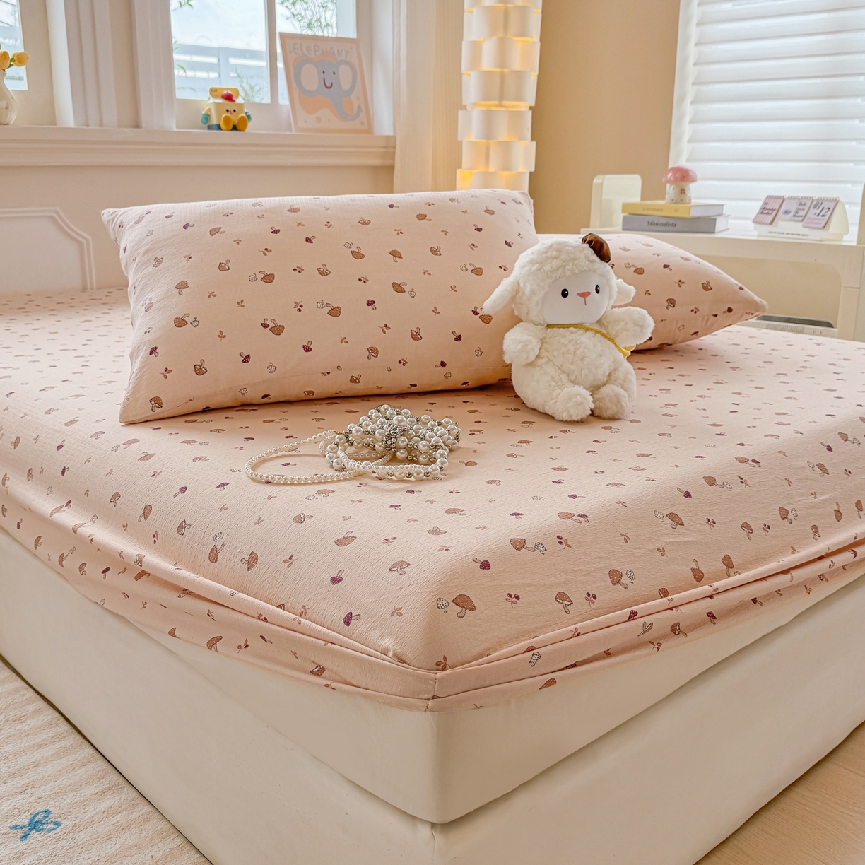 91家纺网 家纺一手货源 找家纺 汣沐生活 2025新款A类木棉双层纱印花床笠 焦糖奶蘑