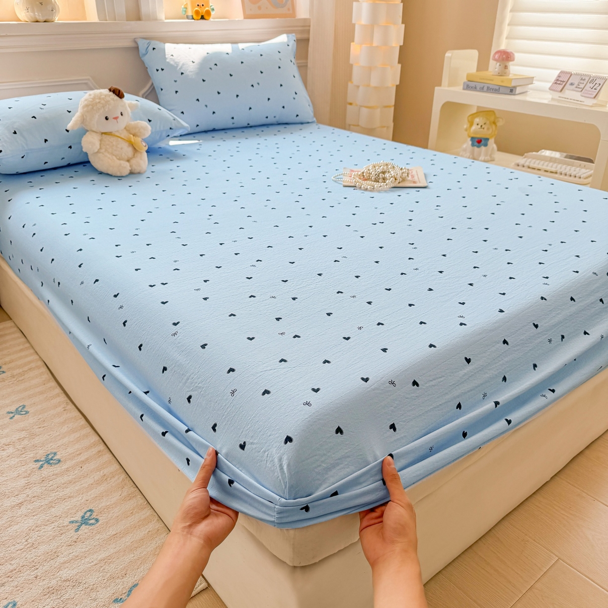 91家纺网 家纺一手货源 找家纺 汣沐生活 2025新款A类木棉双层纱印花床笠 心意满满