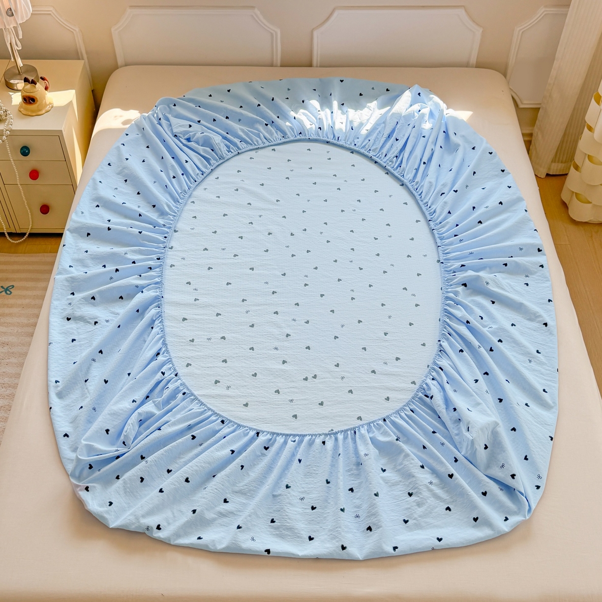 91家纺网 家纺一手货源 找家纺 汣沐生活 2025新款A类木棉双层纱印花床笠 心意满满