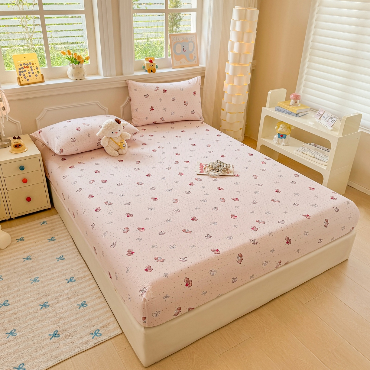 91家纺网 家纺一手货源 找家纺 汣沐生活 2025新款A类木棉双层纱印花床笠 小熊甜梦