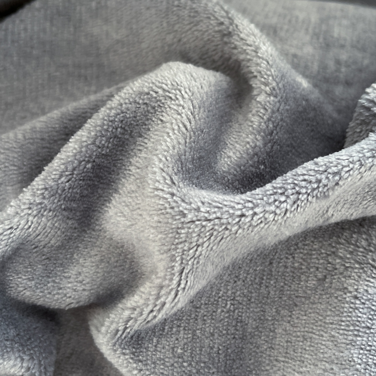 91家纺网 家纺一手货源 找家纺 汣沐生活 2025新款奶油风纯色牛奶绒花边四件套三件套 花边款-雾霾深灰