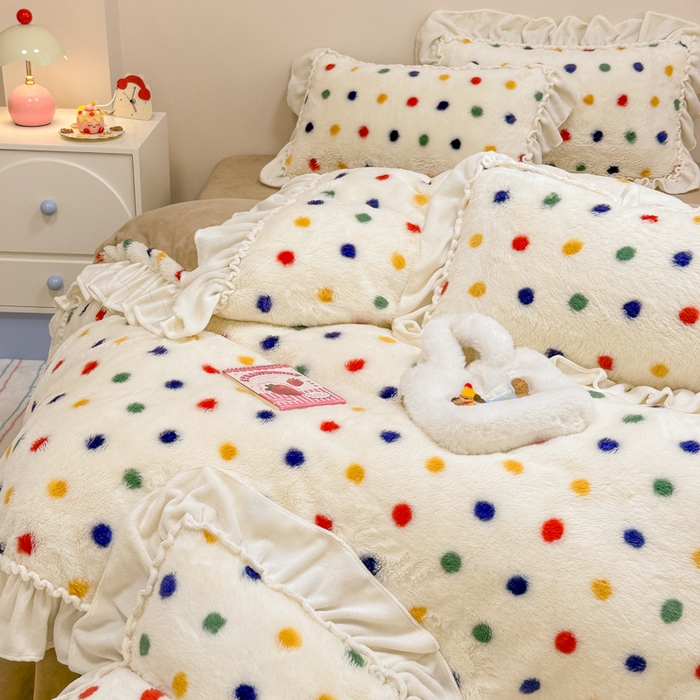 91家纺网 家纺一手货源 找家纺 米莱家纺 2025新款兔毛绒花边牛奶绒四件套 彩色圆点