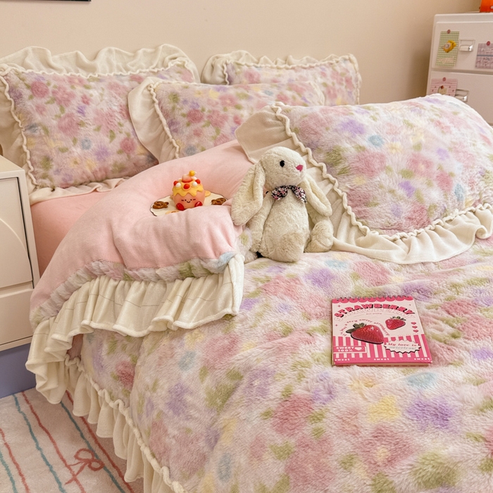 91家纺网 家纺一手货源 找家纺 米莱家纺 2025新款兔毛绒花边牛奶绒四件套 繁花