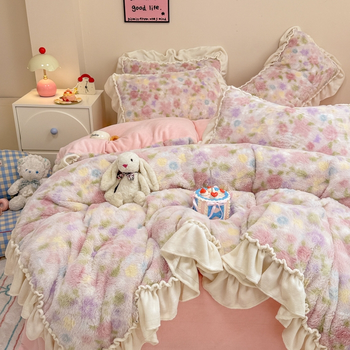 91家纺网 家纺一手货源 找家纺 米莱家纺 2025新款兔毛绒花边牛奶绒四件套 繁花