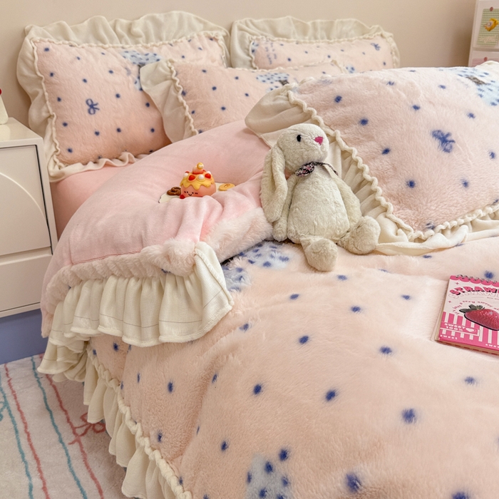 91家纺网 家纺一手货源 找家纺 米莱家纺 2025新款兔毛绒花边牛奶绒四件套 蝴蝶结