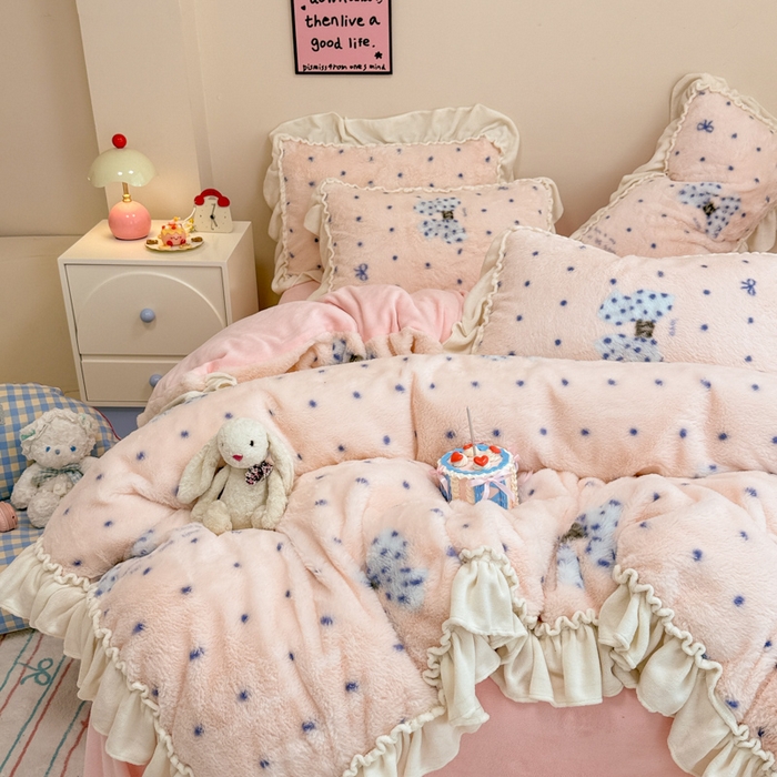 91家纺网 家纺一手货源 找家纺 米莱家纺 2025新款兔毛绒花边牛奶绒四件套 蝴蝶结