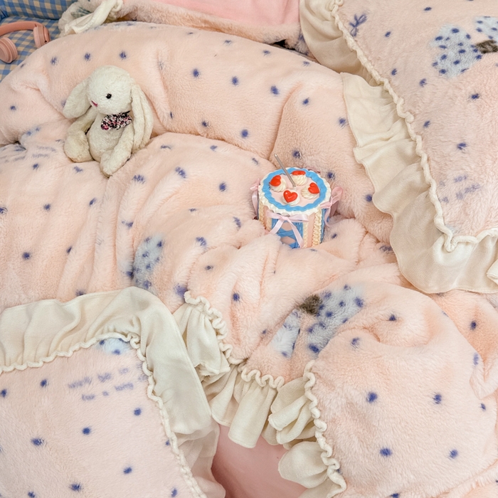 91家纺网 家纺一手货源 找家纺 米莱家纺 2025新款兔毛绒花边牛奶绒四件套 蝴蝶结