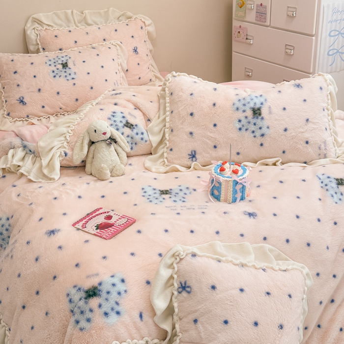 91家纺网 家纺一手货源 找家纺 米莱家纺 2025新款兔毛绒花边牛奶绒四件套 蝴蝶结