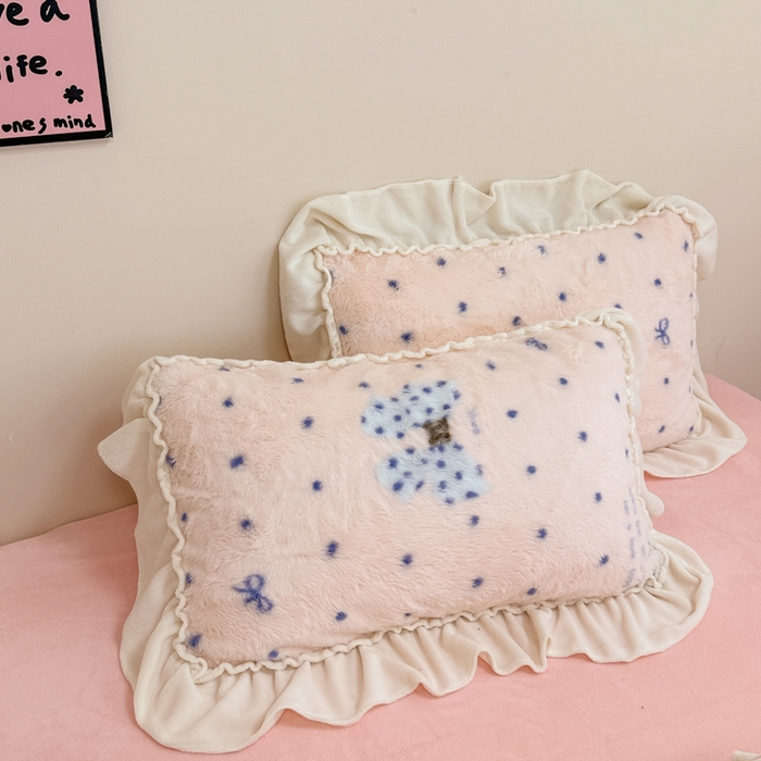 91家纺网 家纺一手货源 找家纺 米莱家纺 2025新款兔毛绒花边牛奶绒四件套 蝴蝶结