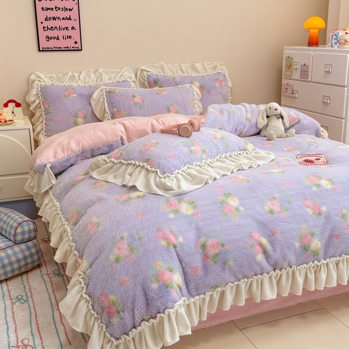 91家纺网 家纺一手货源 找家纺 米莱家纺 2025新款兔毛绒花边牛奶绒四件套 蔷薇