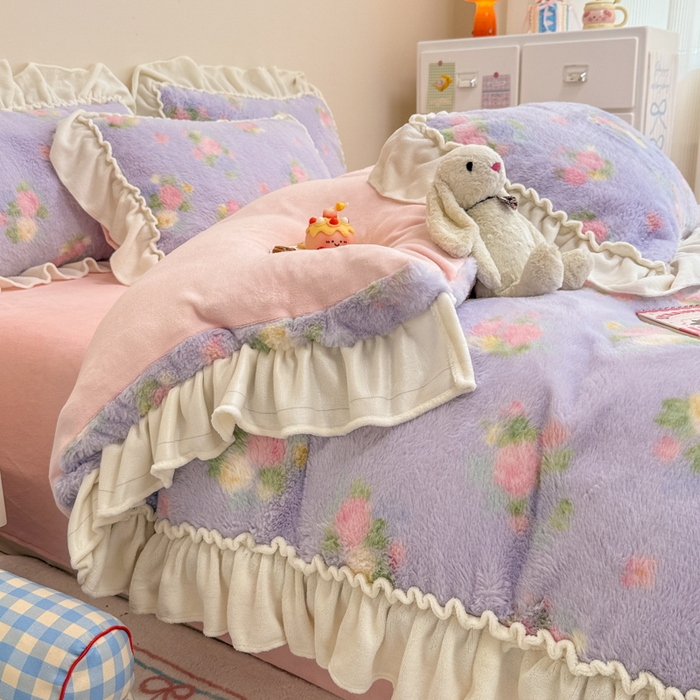 91家纺网 家纺一手货源 找家纺 米莱家纺 2025新款兔毛绒花边牛奶绒四件套 蔷薇