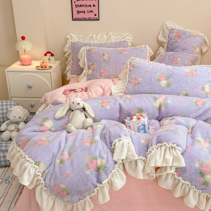 91家纺网 家纺一手货源 找家纺 米莱家纺 2025新款兔毛绒花边牛奶绒四件套 蔷薇