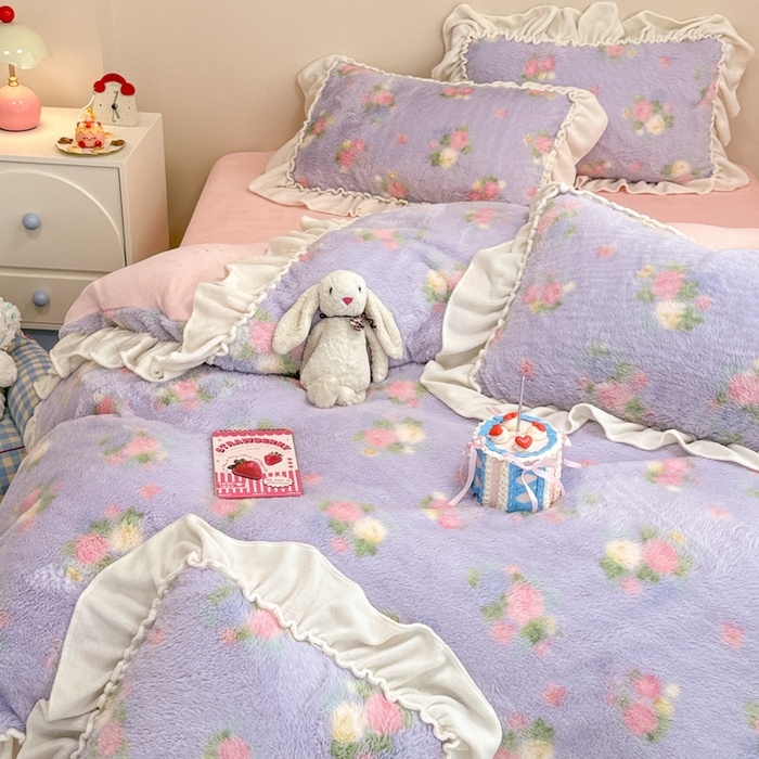 91家纺网 家纺一手货源 找家纺 米莱家纺 2025新款兔毛绒花边牛奶绒四件套 蔷薇