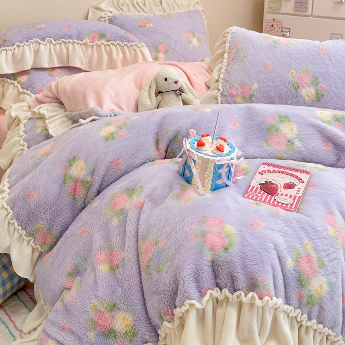 91家纺网 家纺一手货源 找家纺 米莱家纺 2025新款兔毛绒花边牛奶绒四件套 蔷薇