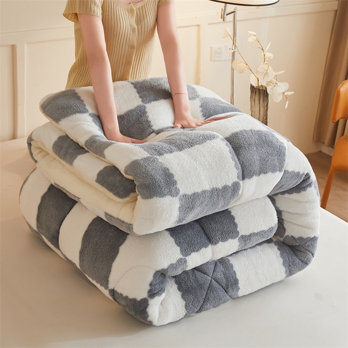 91家纺网 家纺一手货源 找家纺 爱屋及屋 2025新款北极绒双面绒牛奶绒棋盘格冬被被子被芯 棋盘-灰白格