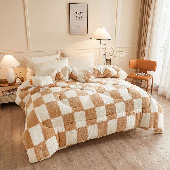 91家纺网 家纺一手货源 找家纺 爱屋及屋 2025新款北极绒双面绒牛奶绒棋盘格冬被被子被芯 棋盘-咖白格