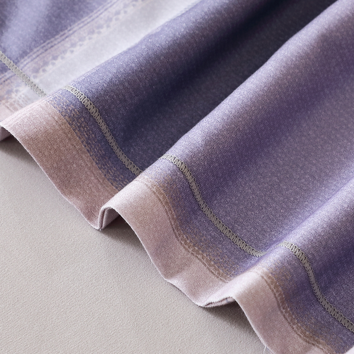 91家纺网 家纺一手货源 找家纺 馨雅家纺 2025新款全棉磨毛数码印花单品床单 卡奈-兰