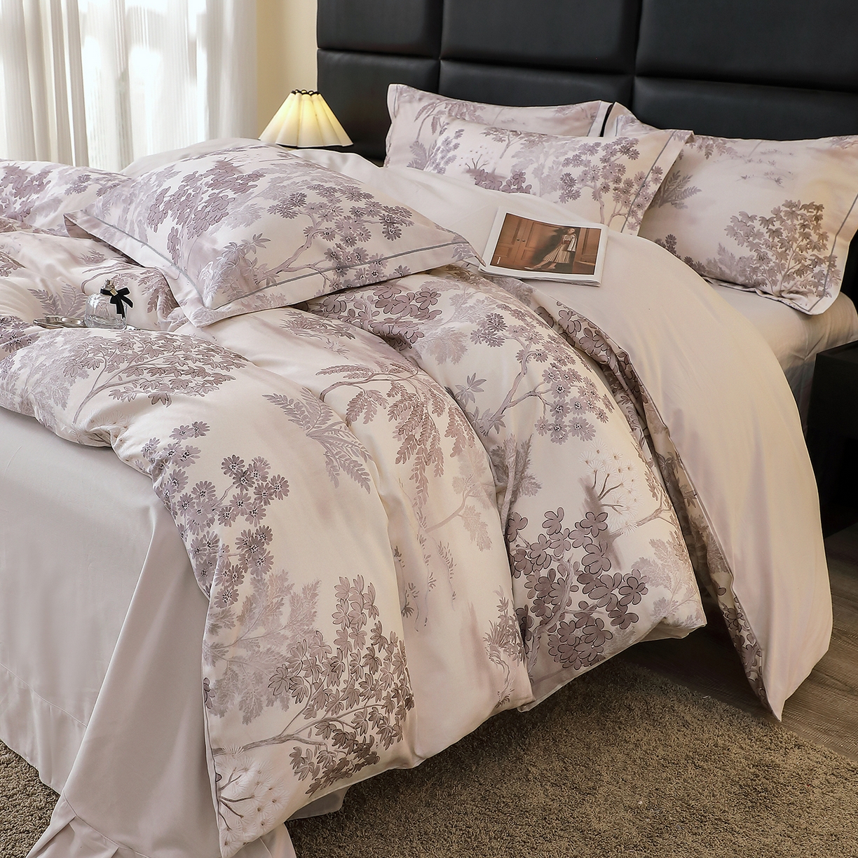 91家纺网 家纺一手货源 找家纺 馨雅家纺 2025新款全棉磨毛数码印花四件套 格林-棕