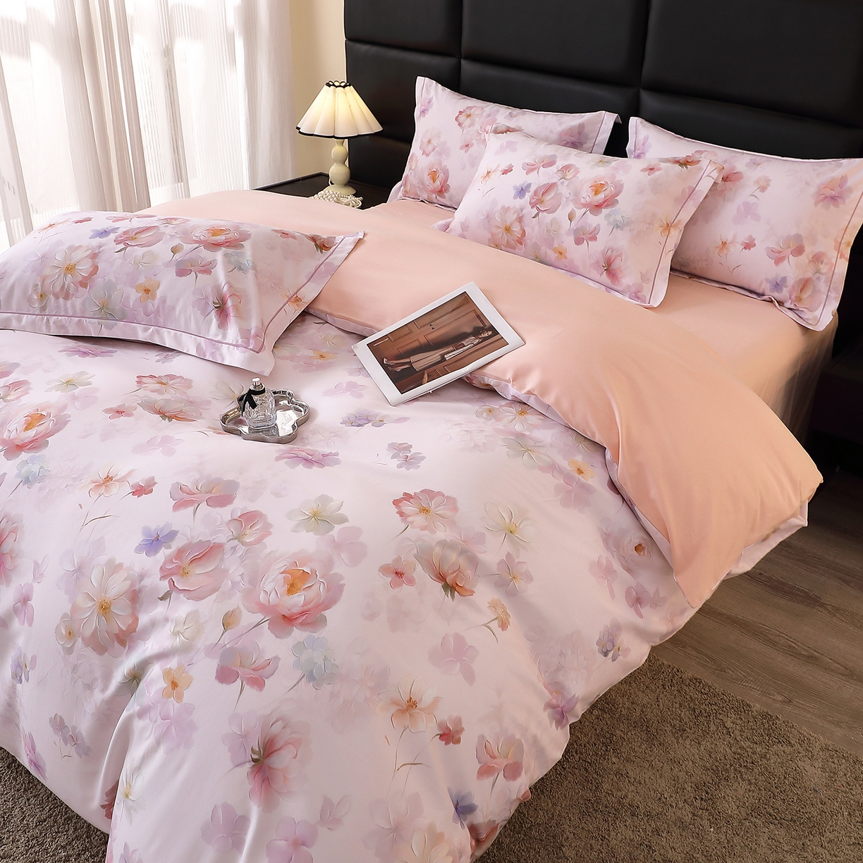 91家纺网 家纺一手货源 找家纺 馨雅家纺 2025新款全棉磨毛数码印花四件套 花觅-粉