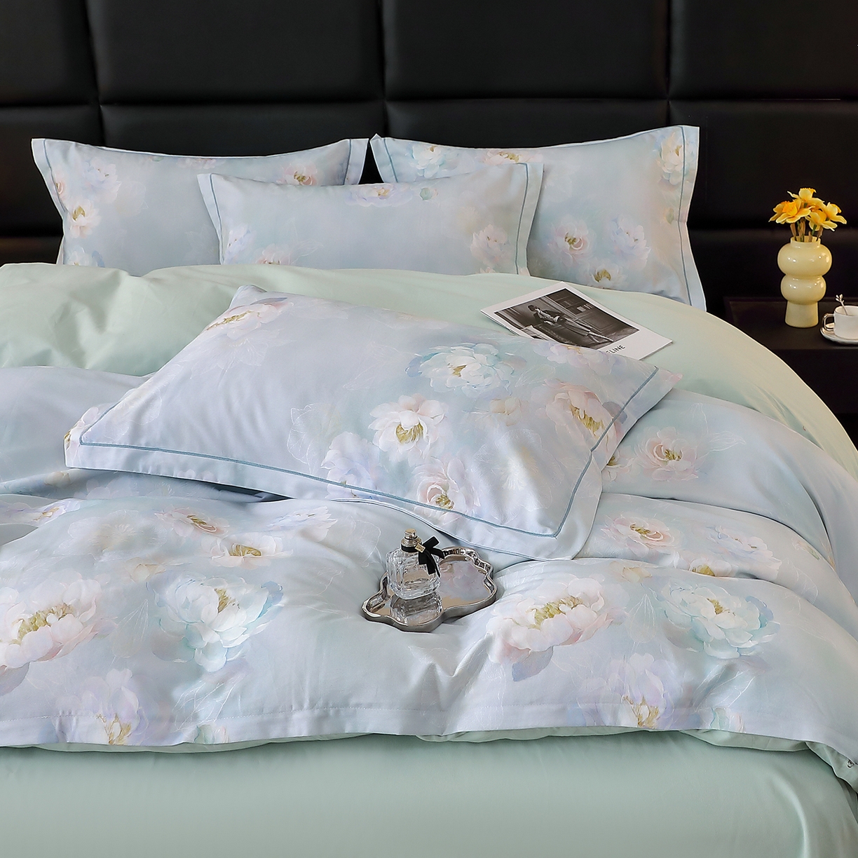 91家纺网 家纺一手货源 找家纺 馨雅家纺 2025新款全棉磨毛数码印花四件套 花香满泾-绿