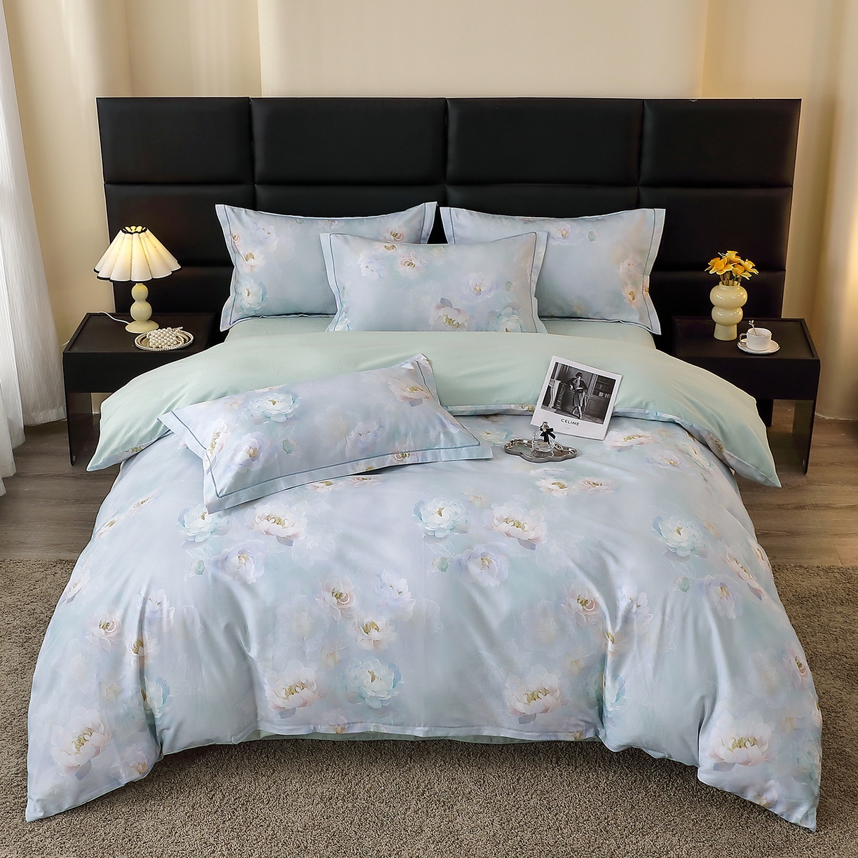 91家纺网 家纺一手货源 找家纺 馨雅家纺 2025新款全棉磨毛数码印花四件套 花香满泾-绿