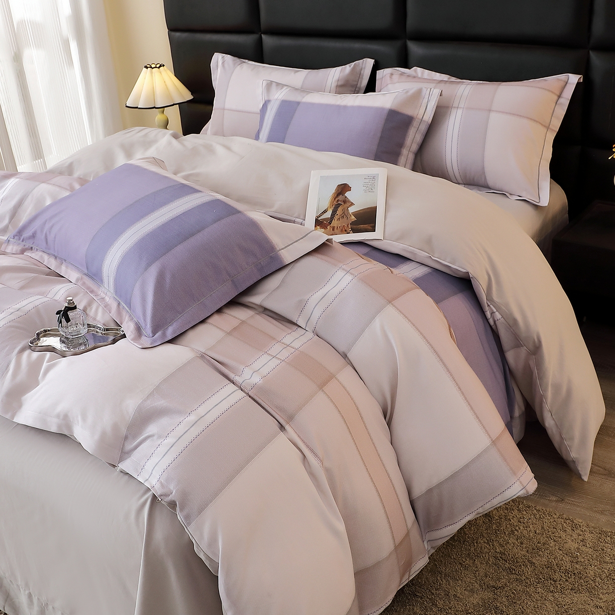 91家纺网 家纺一手货源 找家纺 馨雅家纺 2025新款全棉磨毛数码印花四件套 卡奈-兰